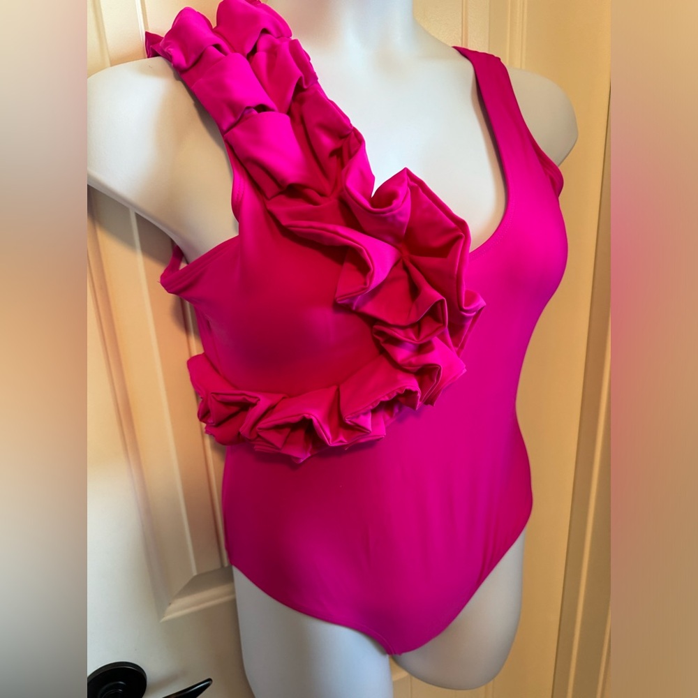 NWOT One Piece Hot Pink Swimsuit w/Beach Cover Up Wrap Skirt Sarong, Size Large - Picture 5 of 11